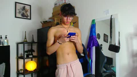 Snapshot of gael_jones chatting on September 2025 02:37:02 AM gael_jones online show from September 2025 02:37:02 AM