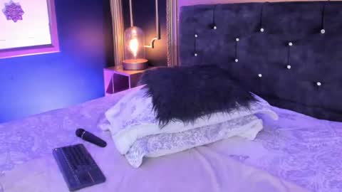 Gahia online show from July 2026 03:03:02 PM