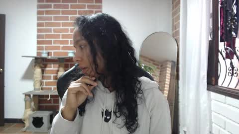 Lenna 3 online show from May 2026 12:48:01 PM