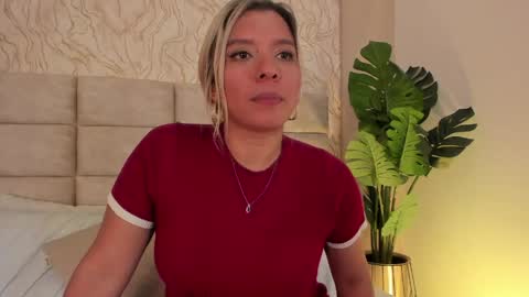 Snapshot of gaia_stonne chatting on April 2026 08:53:02 PM gaia_stonne online show from April 2026 08:53:02 PM