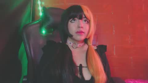 Snapshot of gakomenoshida chatting on February 2025 07:19:02 PM Kate 3 online show from February 2025 07:19:02 PM