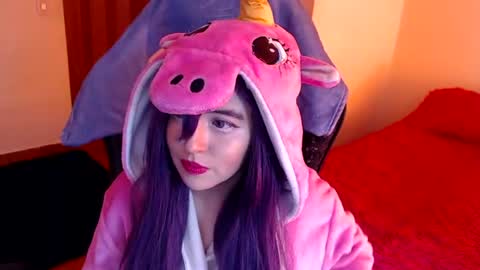 Kate 3 online show from July 2026 07:32:01 PM