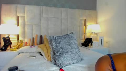  Gale  online show from February 2025 10:03:01 PM