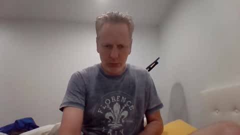 Snapshot of gamerboy200 chatting on May 2026 01:23:02 AM gamerboy200 online show from May 2026 01:23:02 AM