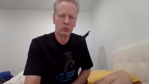 Snapshot of gamerboy200 chatting on May 2026 11:33:02 PM gamerboy200 online show from May 2026 11:33:02 PM