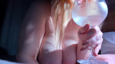 Rose online show from July 2026 12:53:01 AM
