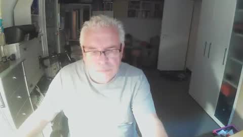 gargamil online show from October 2025 11:21:02 AM