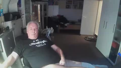 gargamil online show from November 2025 02:17:02 PM