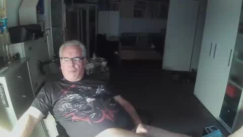 gargamil online show from November 2025 01:45:02 PM