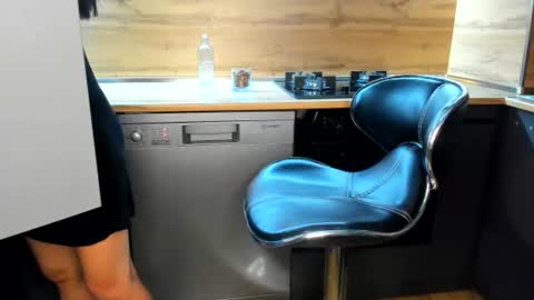 garry69eva online show from June 2026 07:02:02 PM