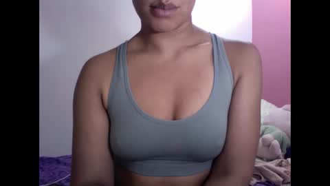 Snapshot of gatubelahotxxx chatting on January 2025 05:45:02 AM gatubelahotxxx online show from January 2025 05:45:02 AM