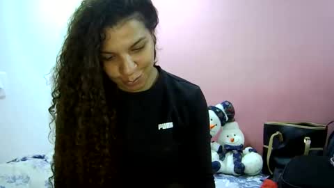 Snapshot of gatubelahotxxx chatting on December 2025 04:43:01 AM gatubelahotxxx online show from December 2025 04:43:01 AM