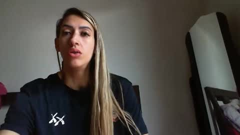 Monique online show from December 2024 06:27:02 PM