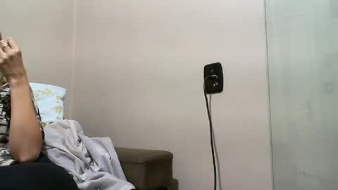 Monique online show from December 2024 08:56:02 AM