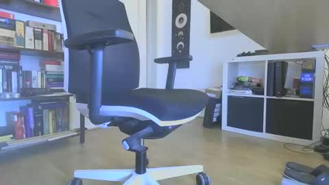 gaymer_play online show from February 2025 04:26:02 PM