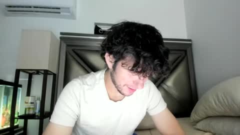 Snapshot of gayndepressed chatting on July 2026 02:40:01 AM Trace online show from July 2026 02:40:01 AM