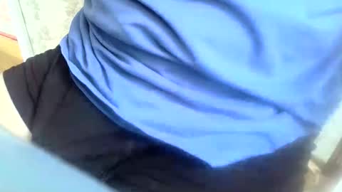 Snapshot of gazjones231 chatting on September 2025 04:18:01 PM gazjones231 online show from September 2025 04:18:01 PM