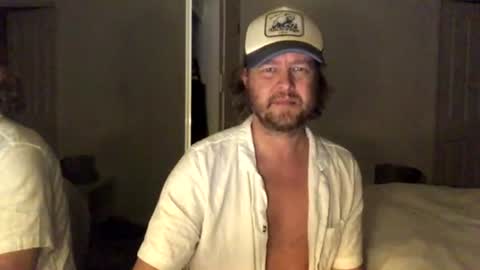 Snapshot of gcsurfer81 chatting on August 2026 09:04:01 AM gcsurfer81 online show from August 2026 09:04:01 AM