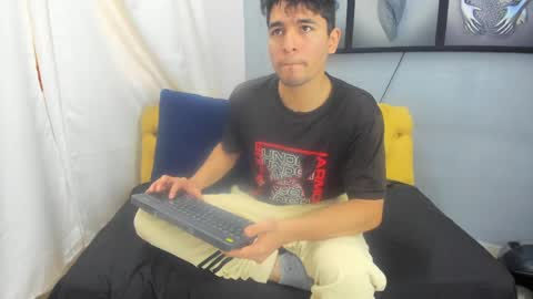 Gean Mclovin online show from April 2026 07:17:02 PM