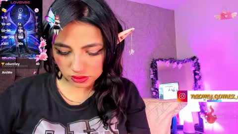 Snapshot of gemenis_dy_ chatting on November 2025 06:32:01 PM Geminis online show from November 2025 06:32:01 PM