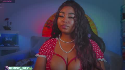 Snapshot of geminis_grey chatting on October 2025 02:04:01 AM Geminis online show from October 2025 02:04:01 AM