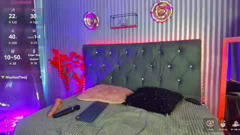 geminis_milf online show from November 2025 07:02:02 PM