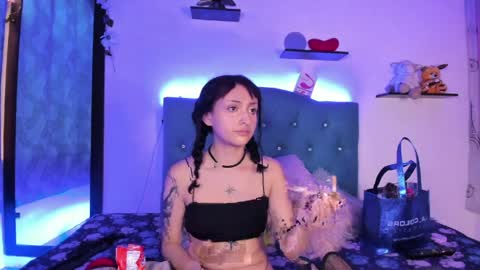 Snapshot of gemma_honey chatting on April 2026 01:19:01 PM Gemma online show from April 2026 01:19:01 PM