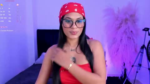 Snapshot of gemma_rose_ chatting on May 2026 04:19:01 AM online show from May 2026 04:19:01 AM