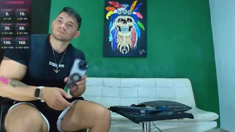 Snapshot of gendersonfit chatting on February 2026 07:41:01 PM gendersonfit online show from February 2026 07:41:01 PM