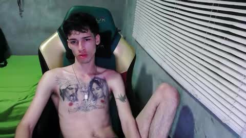 Snapshot of gendo_05 chatting on November 2025 11:15:02 PM GENDO online show from November 2025 11:15:02 PM