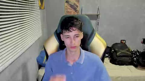 Snapshot of gendo_05 chatting on January 2026 01:20:02 AM GENDO online show from January 2026 01:20:02 AM