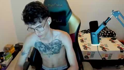 Snapshot of gendo_05 chatting on February 2026 07:02:02 AM GENDO online show from February 2026 07:02:02 AM