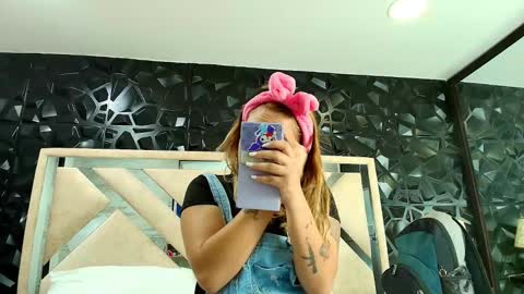  Genessis and David  online show from September 2025 03:30:02 AM