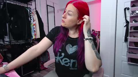 Snapshot of gennyrock chatting on May 2026 03:39:02 PM Genny Rock and online show from May 2026 03:39:02 PM