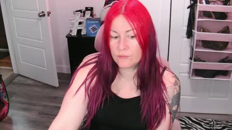 Snapshot of gennyrock chatting on May 2026 04:23:02 PM Genny Rock and online show from May 2026 04:23:02 PM