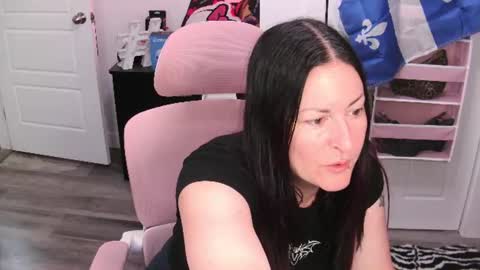 Genny Rock   and  online show from July 2026 03:03:01 PM