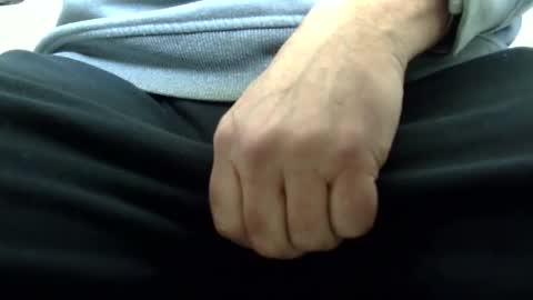 Snapshot of gent063 chatting on January 2025 04:01:02 PM gent063 online show from January 2025 04:01:02 PM