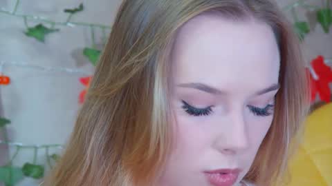 GentleRossi online show from October 2025 03:24:01 PM