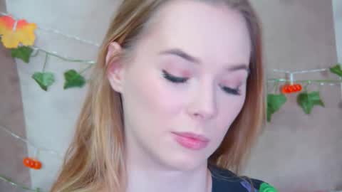 GentleRossi online show from November 2025 03:12:01 PM