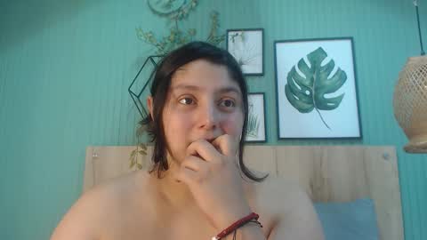 Snapshot of geo_jonnes25 chatting on December 2025 10:20:02 AM Geo J online show from December 2025 10:20:02 AM