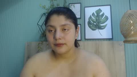 Snapshot of geo_jonnes25 chatting on December 2025 10:13:02 AM Geo J online show from December 2025 10:13:02 AM