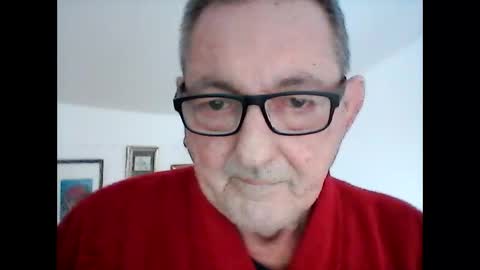 Snapshot of georg1412 chatting on December 2025 12:00:01 PM georg1412 online show from December 2025 12:00:01 PM