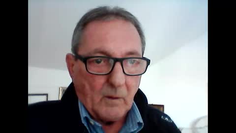 Snapshot of georg1412 chatting on January 2026 01:05:01 PM georg1412 online show from January 2026 01:05:01 PM