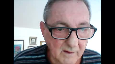 Snapshot of georg1412 chatting on February 2026 02:05:01 PM georg1412 online show from February 2026 02:05:01 PM