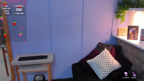 Snapshot of georgina_coule chatting on January 2025 12:06:01 PM Georgina Coule online show from January 2025 12:06:01 PM