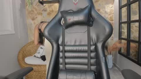 Georgina  online show from October 2025 10:59:02 AM