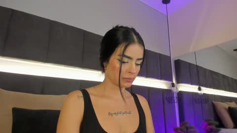 Kendal  online show from January 2025 02:53:02 AM