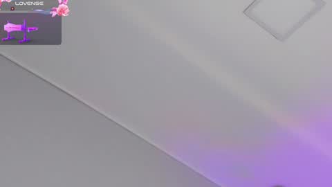 Kendal  online show from January 2025 01:55:01 AM