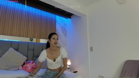 Snapshot of gerald_withe chatting on April 2026 11:43:01 AM Gerald Withe online show from April 2026 11:43:01 AM