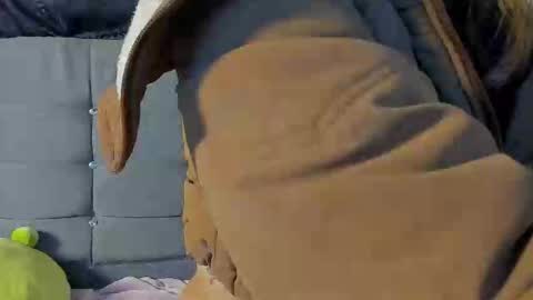 geraldinesuaan online show from December 2025 06:57:02 PM